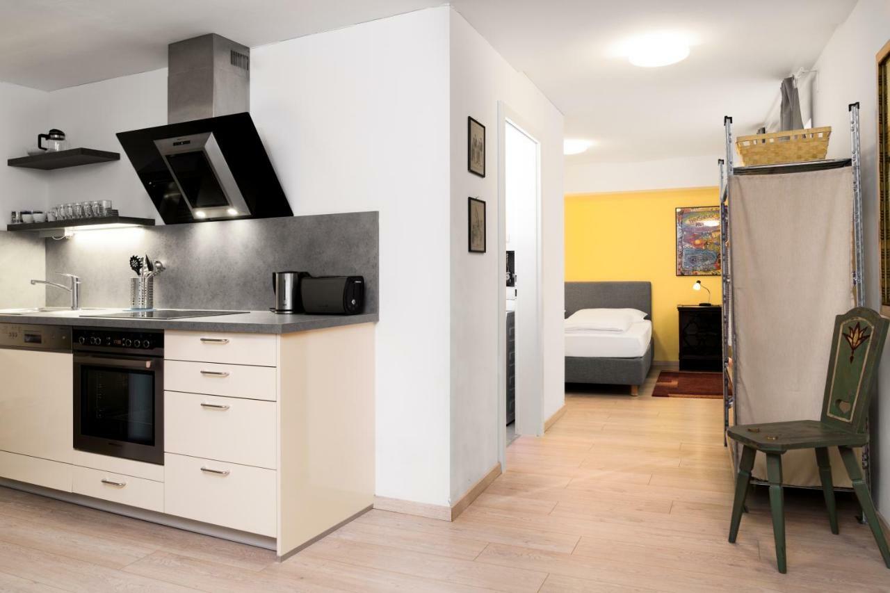 Apartments Golden Roof By Penz Инсбрук Екстериор снимка